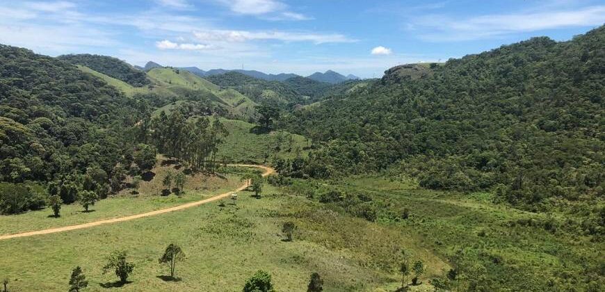 Fazenda/Sítio com 1 Quarto e 2 banheiros à Venda por R$ 8.500.000