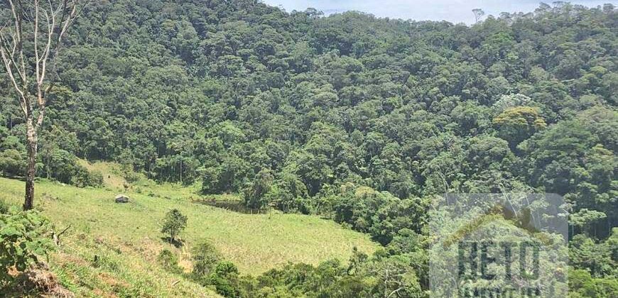 Fazenda/Sítio com 1 Quarto e 2 banheiros à Venda por R$ 8.500.000